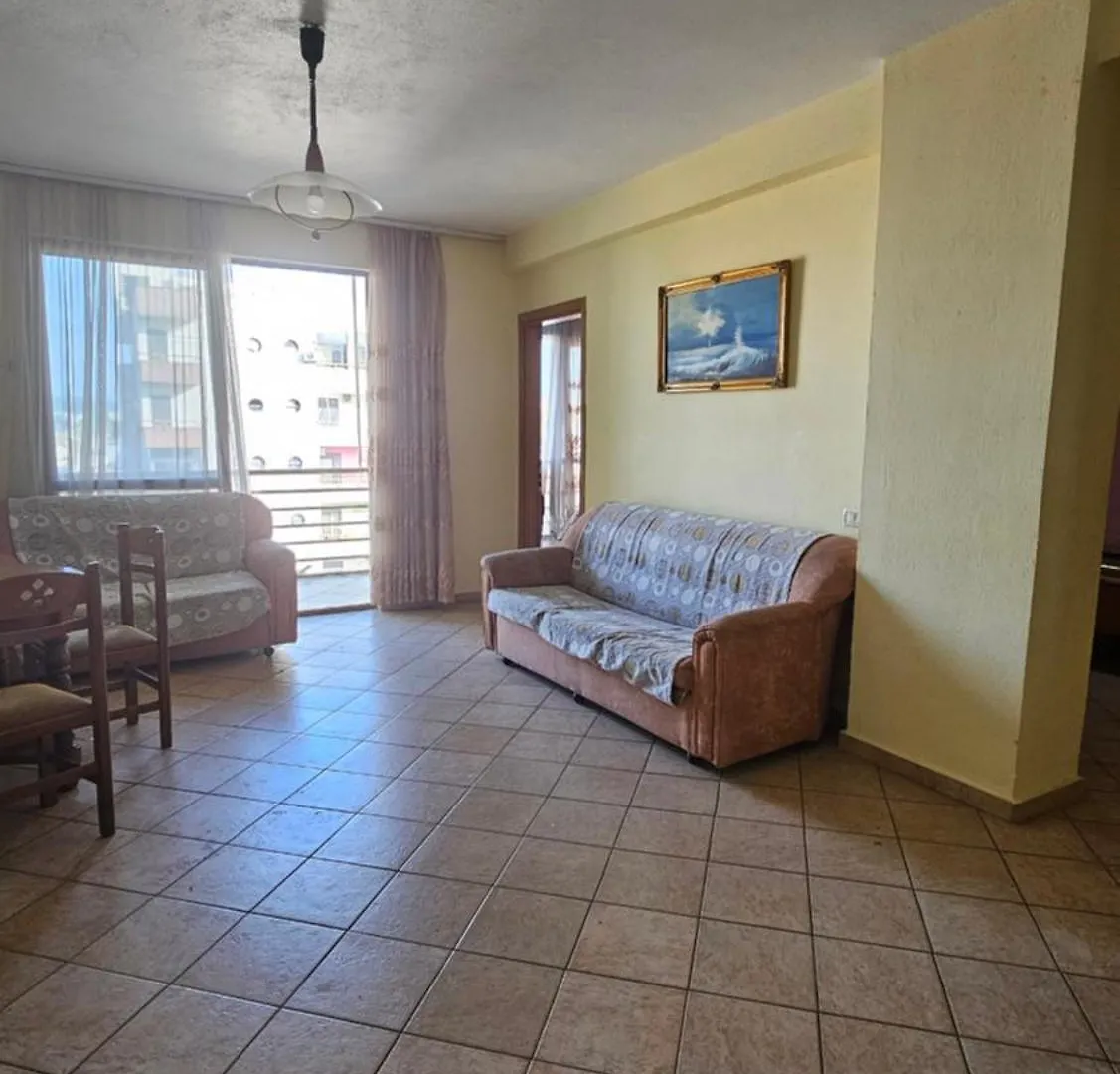 Big Apartment By The Adriatic Sea Durrës