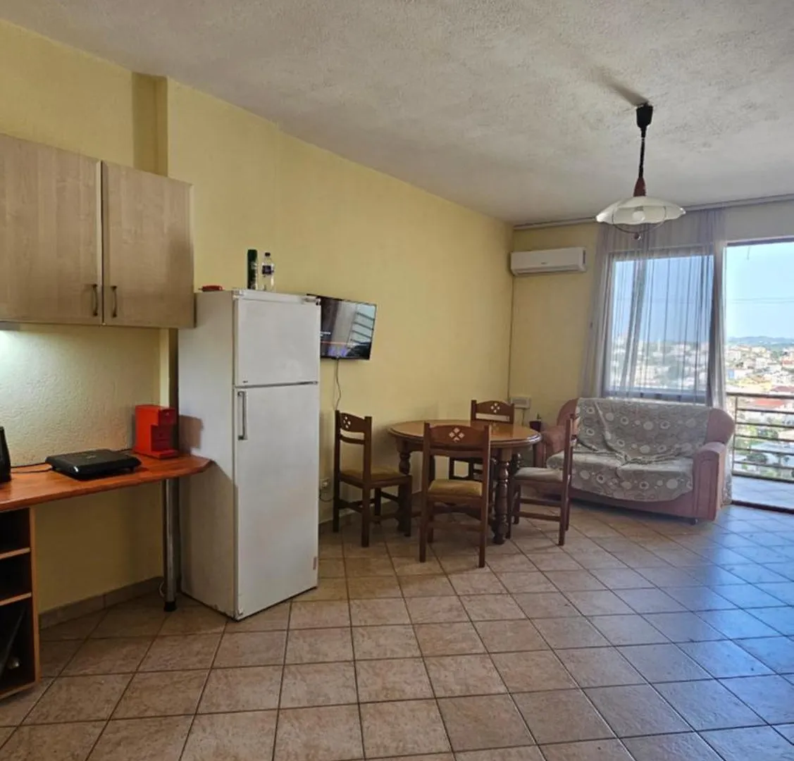 Big Apartment By The Adriatic Sea Durrës