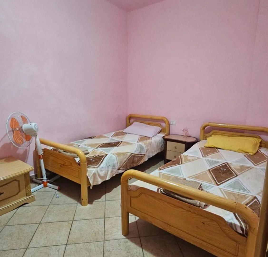 Big Apartment By The Adriatic Sea Дуррес